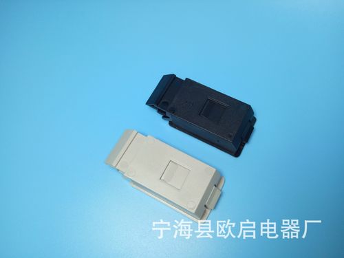 小门扣，大乾坤 网络机柜塑料门扣的技术与市场观察
